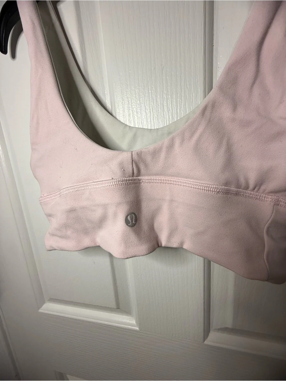 lululemon athletica reversible white/Pale Pink Scoop-Back Sports Bra size 6